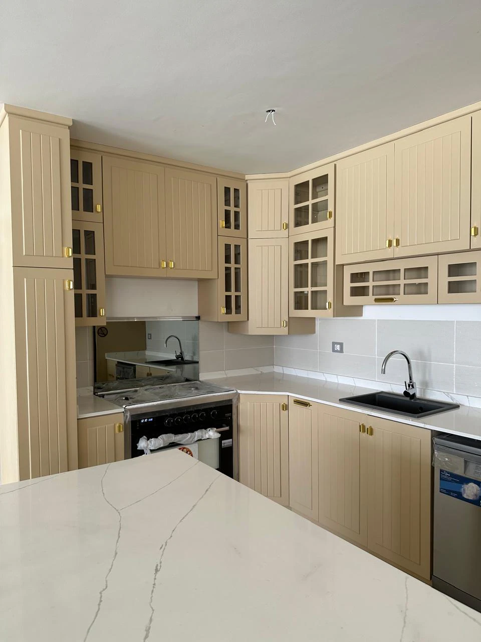 Il Monte Galala Kitchen thumbnail 4